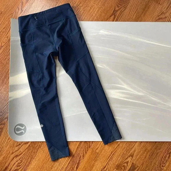 Lululemon I 4 - Picture 5 of 16